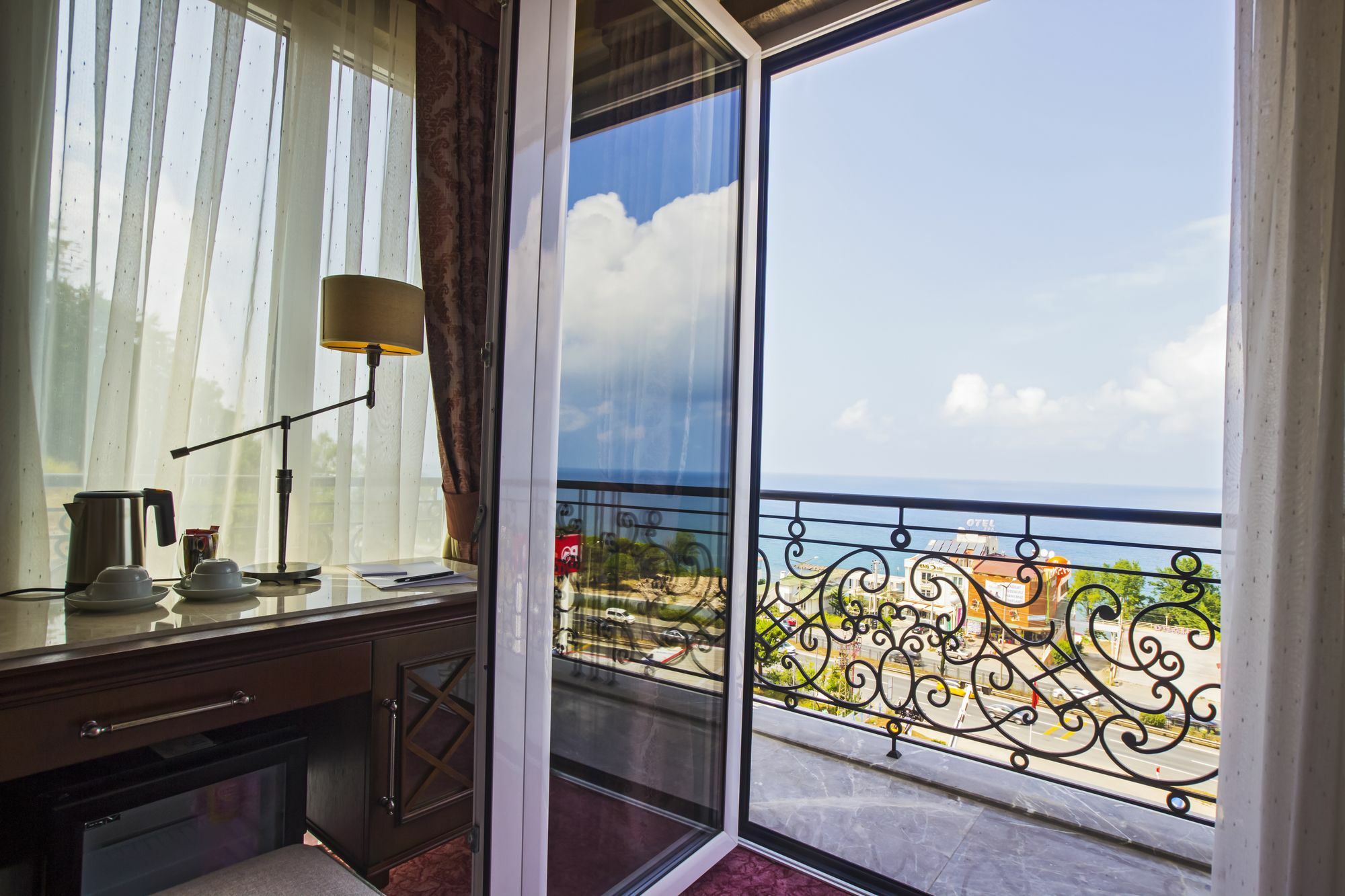 Mell Hotel Trabzon Buitenkant foto